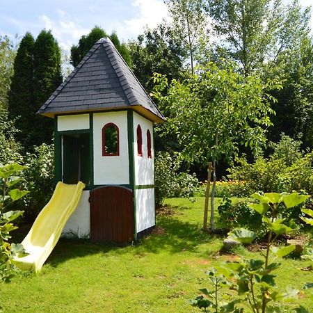 Villa Haus Kaspers à Kelberg Extérieur photo